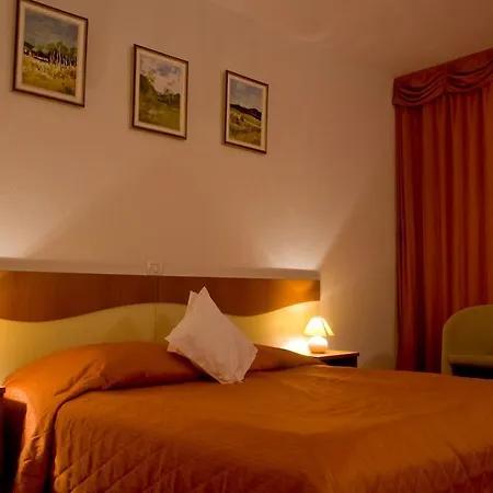 Atrium Panoramic & 4* Predeal