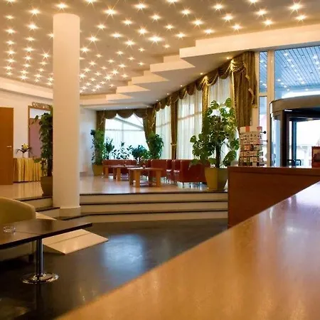 Atrium Panoramic & 4*